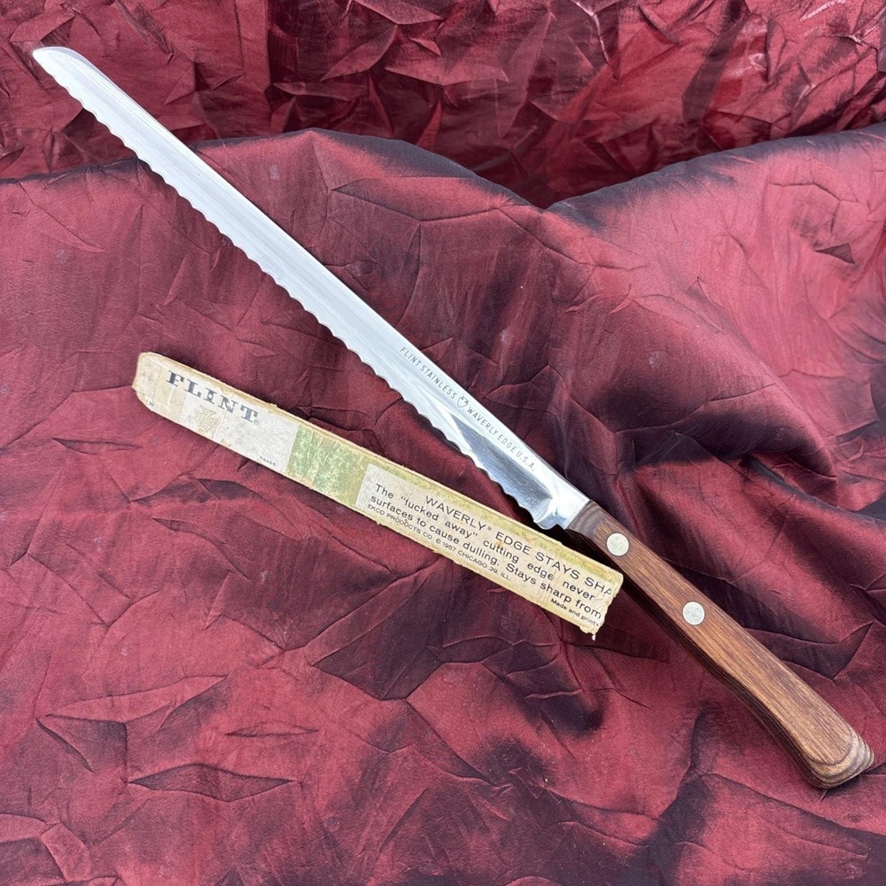 Flint Stainless Waverly Edge Serrated Bread Slicing Knife 9.5 In Blade Rounded